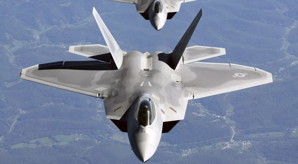 Americanii se pregătesc să-i atace pe jihadişti cu avioane de luptă
