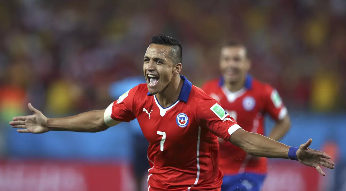 ”Brazilia este o echipă impresionantă. Mă bucur că joc împotriva ei. Singurul lucru de care mă tem în acest meci este arbitrajul” - Alexis Sanchez, atacant al naționalei din Chile, despre meciul cu Brazilia din ”optimile” Cupei Mondiale