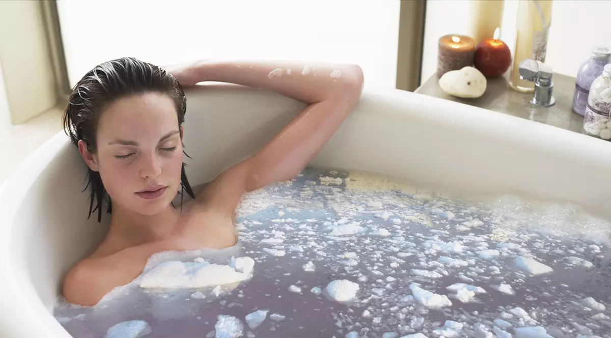 CE SĂ MĂNÂNCI şi CE SĂ ÎMBRACI pentru o SĂNĂTATE INTIMĂ PERFECTĂ