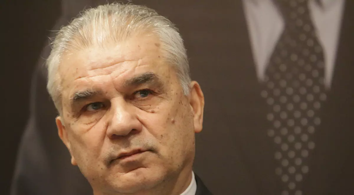 EXCLUSIV / Îl ”execută” Răzvan Burleanu și pe Anghel Iordănescu?