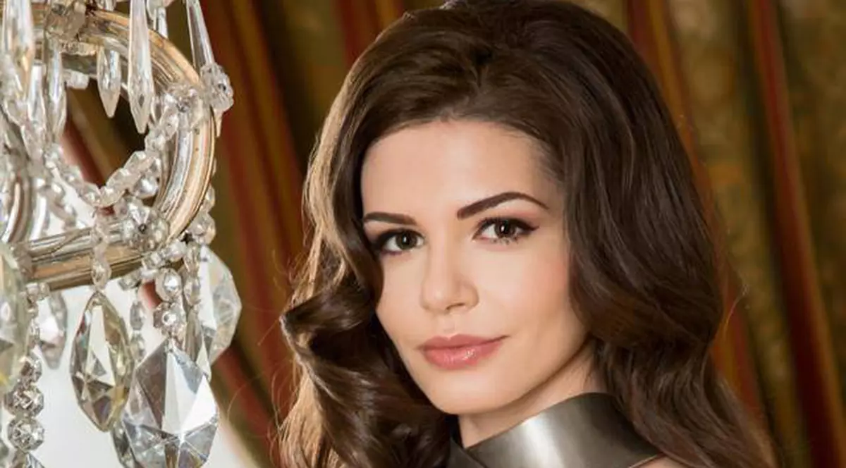 MONICA GABOR, MULŢUMITĂ de evenimentul organizat pentru MR. PINK: "Nu înţeleg nimic, dar BĂNUIESC CĂ E DE BINE"