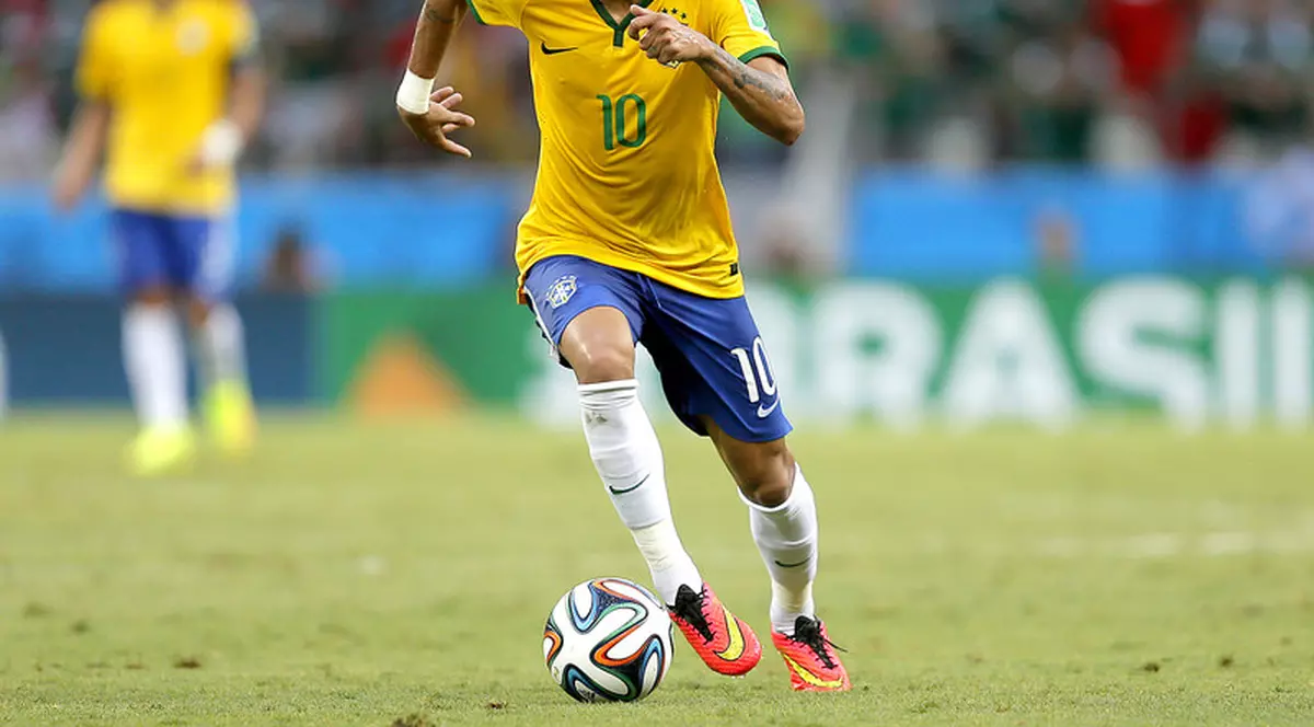 Din pușcărie, GIGI pronostichează: ”Câștigă Brazilia! Neymar e ca Tănase”