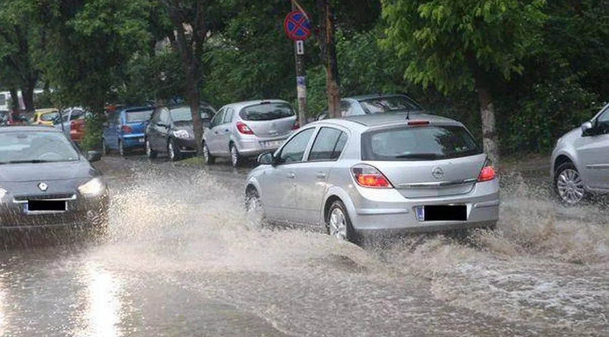 PRĂPĂD la CONSTANŢA! Ploile au FĂCUT RAVAGII!