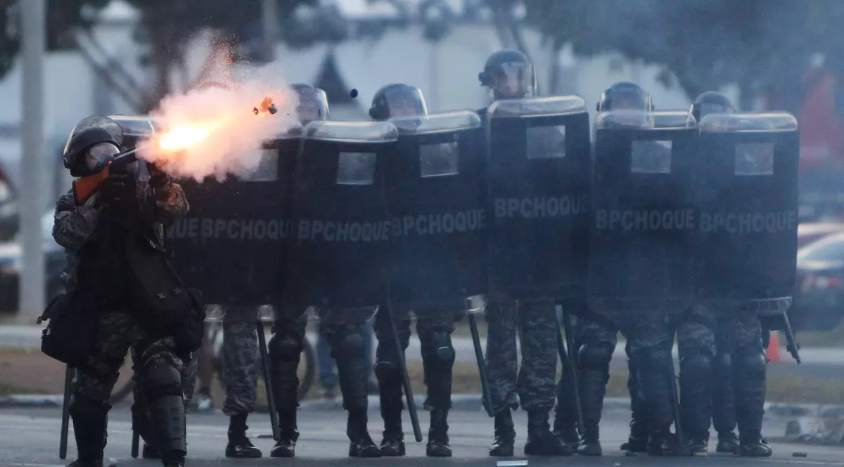 Polițiștii brazilieni de elită, trimiși la Rio, denunță condițiile de muncă