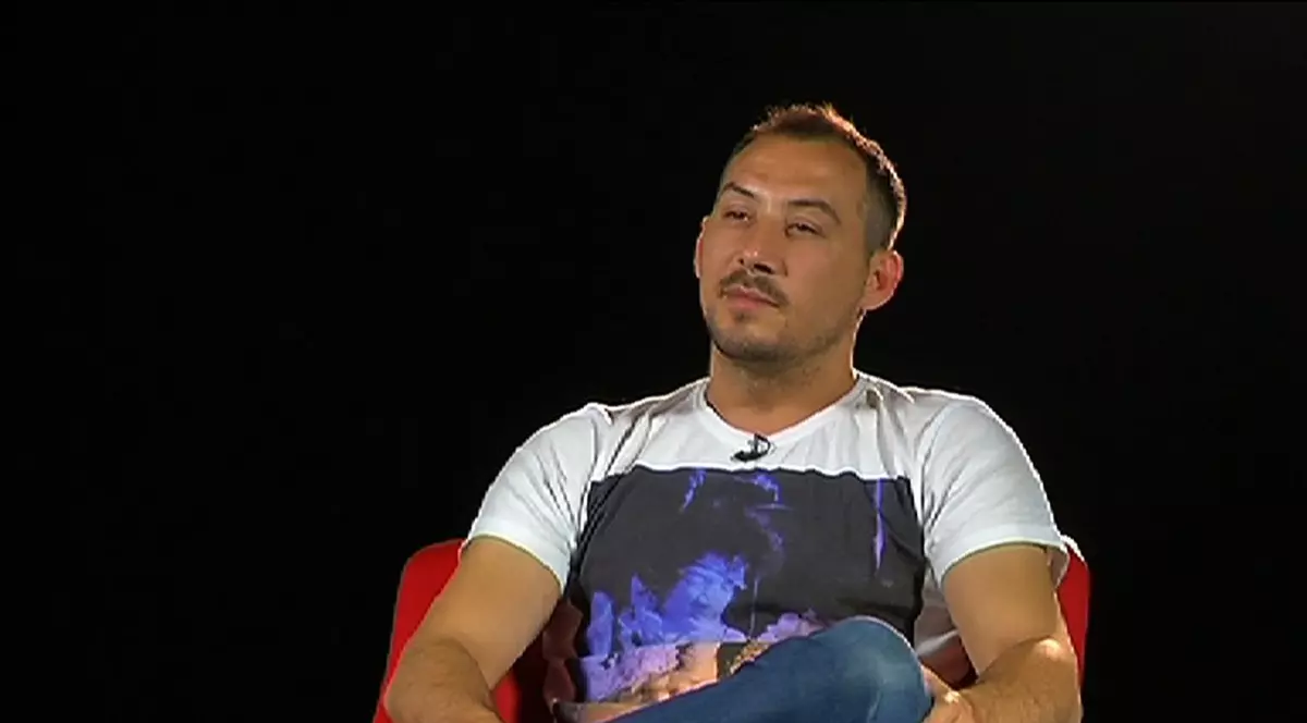 Ştefan Stan: "Pentru mine FEMEIA e un fel de Chuck Norris"