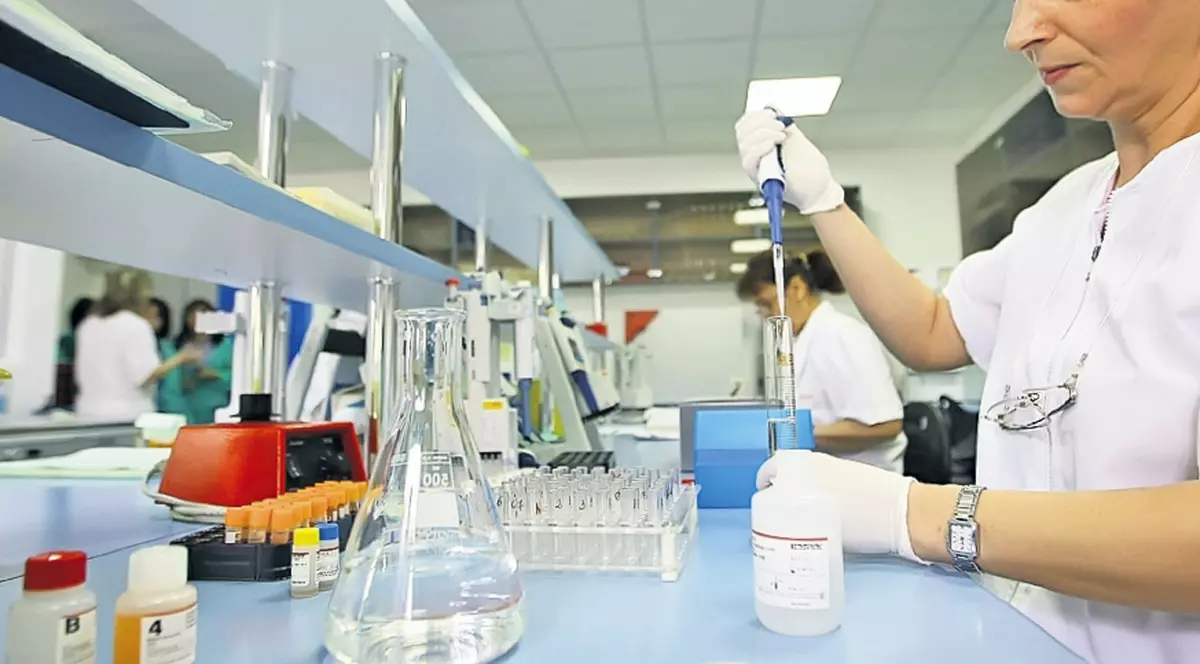 Specialiştii de la Institutul de Diagnostic şi Sănătate Animală au o misiune foarte importantă: ANIHILEAZĂ VIRUSURILE