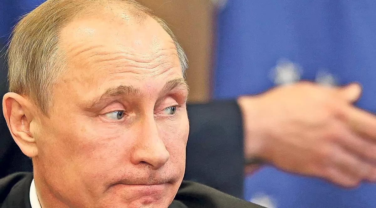 UE a blocat conturile prietenilor lui Putin