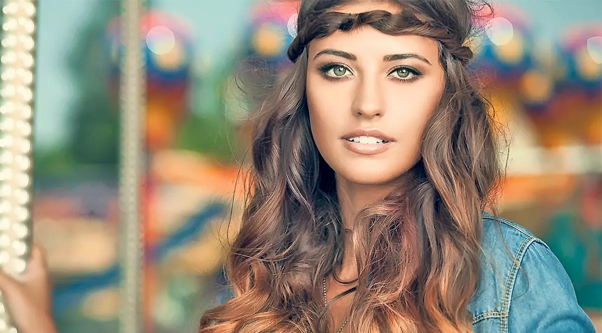 Antonia nu mai trece pe la coafor