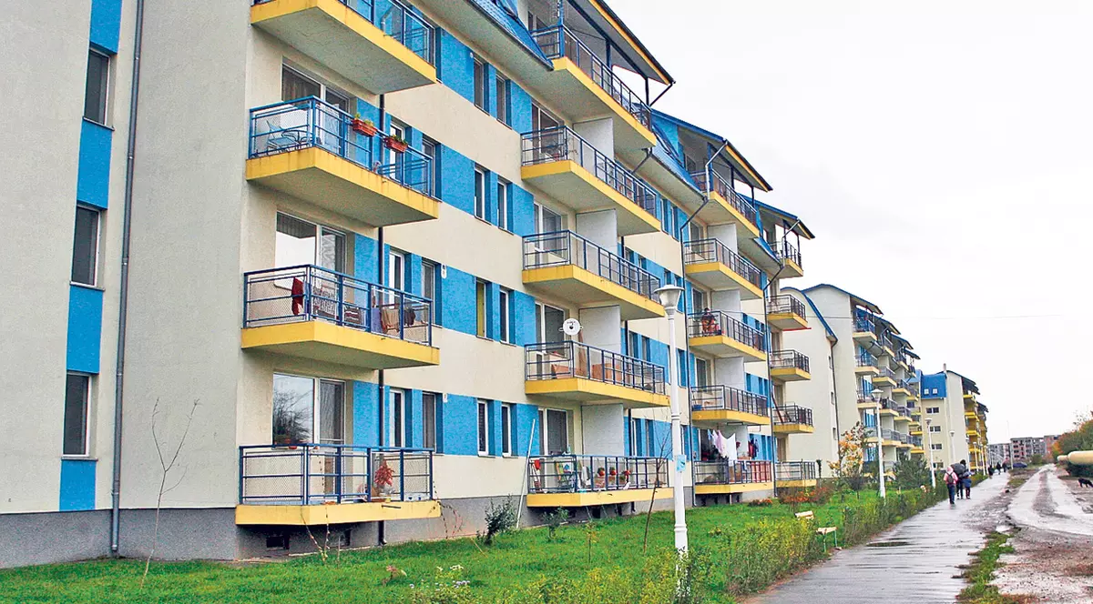 Chiriaşii ANL vor putea cumpăra locuinţele în rate, de la primării