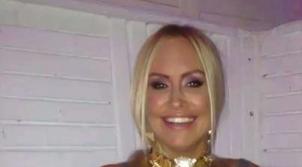 Vica Blochina ŞOCHEAZĂ! Blonda şi-a făcut o SCHIMBARE RADICALĂ de LOOK | FOTO