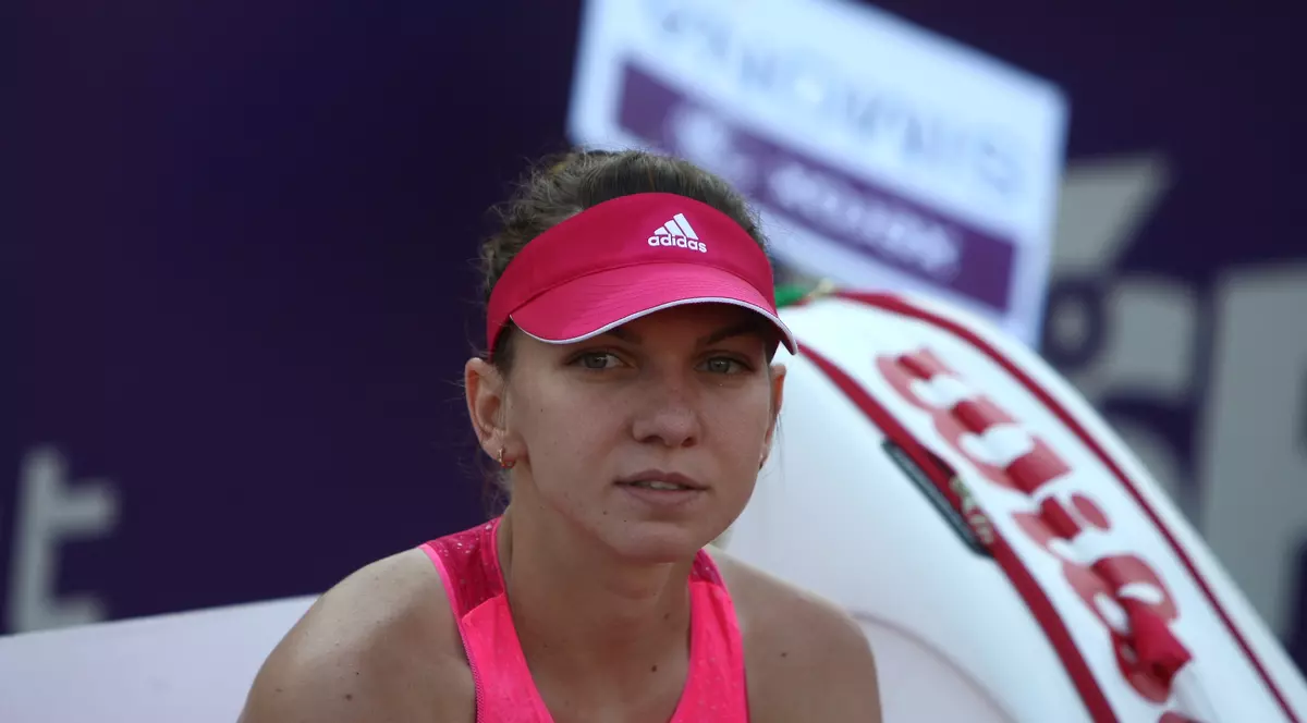 Simona Halep, DESFIINŢATĂ: "Poate să CADĂ pe locul 20!". Cine spune asta