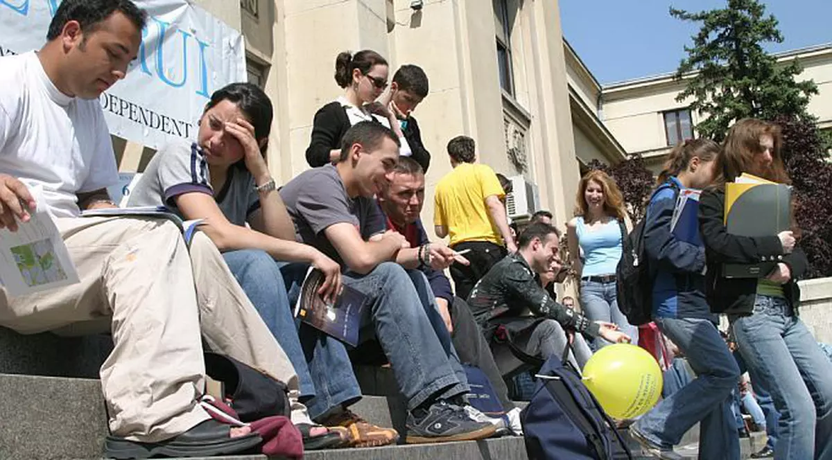 Se schimbă regulile pentru admiterea la facultate. Singura facultate de la Universitatea București unde se va examen