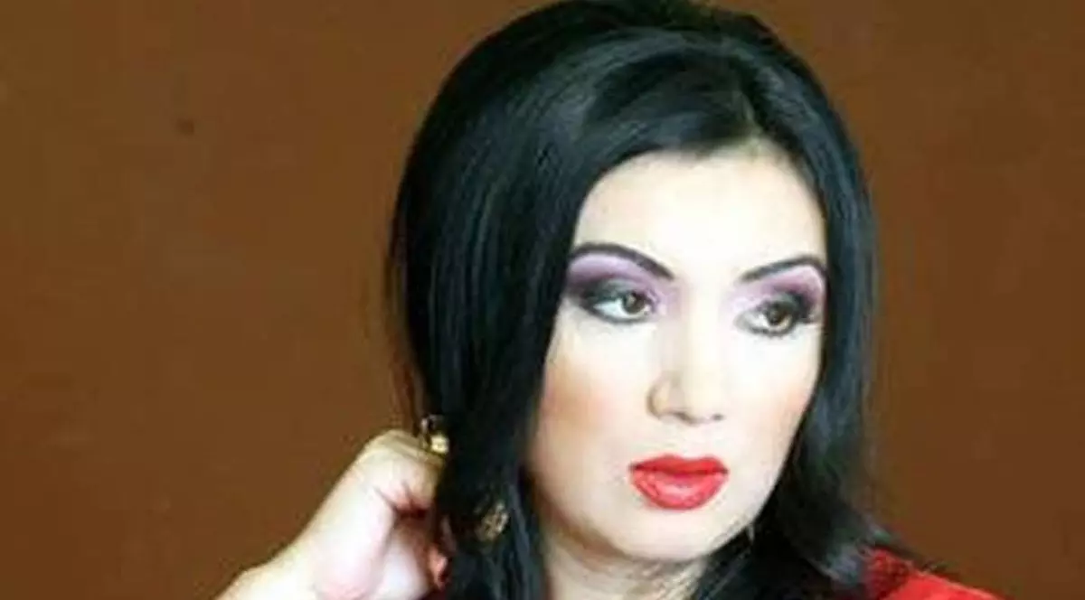 ADRIANA BAHMUŢEANU a AJUNS de URGENŢĂ la SPITAL! MEDICII au băgat-o DIRECT în SALA de OPERAŢIE!