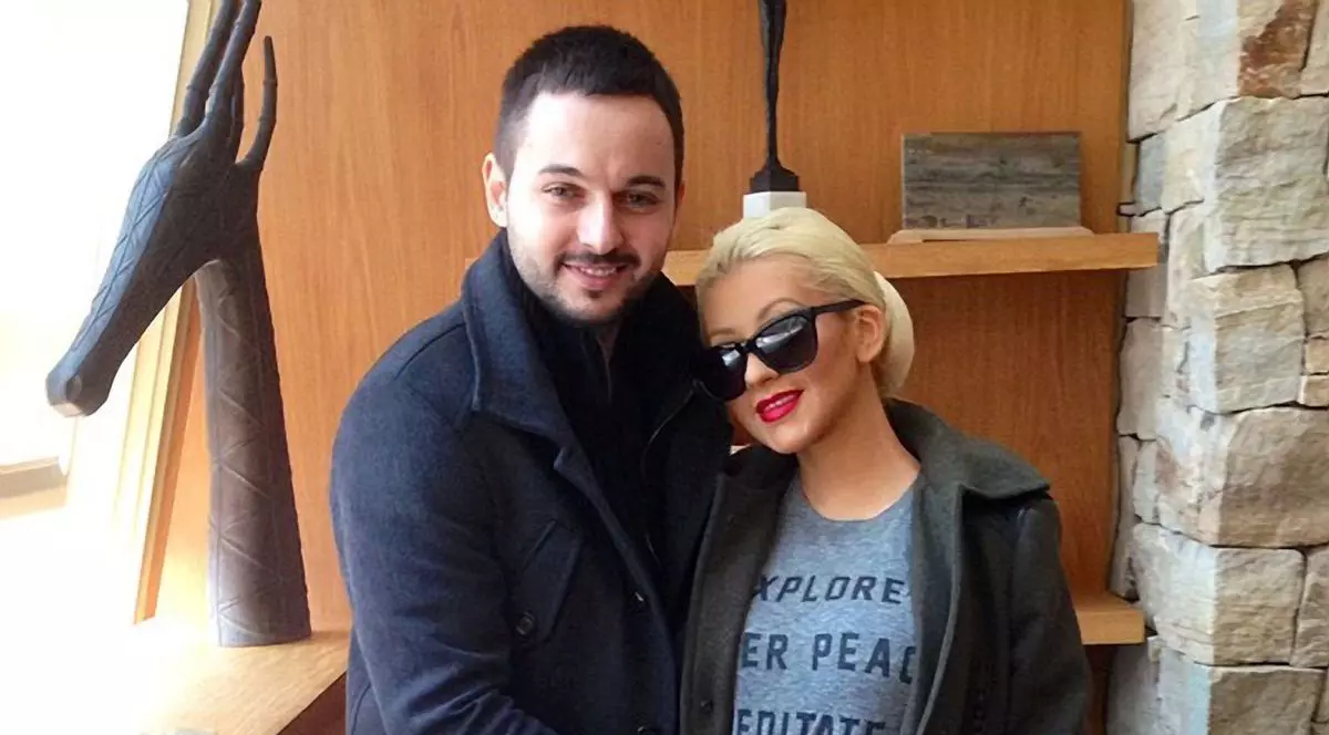 FIŢE de VEDETĂ! CÂND şi UNDE vrea Christina Aguilera să facă NUNTA