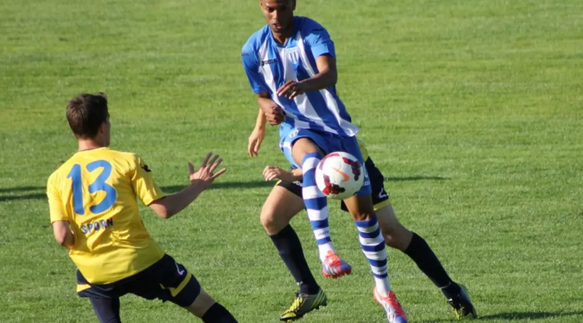 Fotbalist achiziţionat de olteni, dar şi prezentat de Madeira
