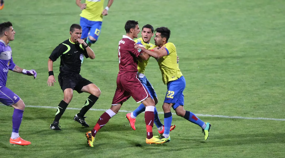 SCANDAL între jucători. Un stelist a fost iertat de ELIMINARE