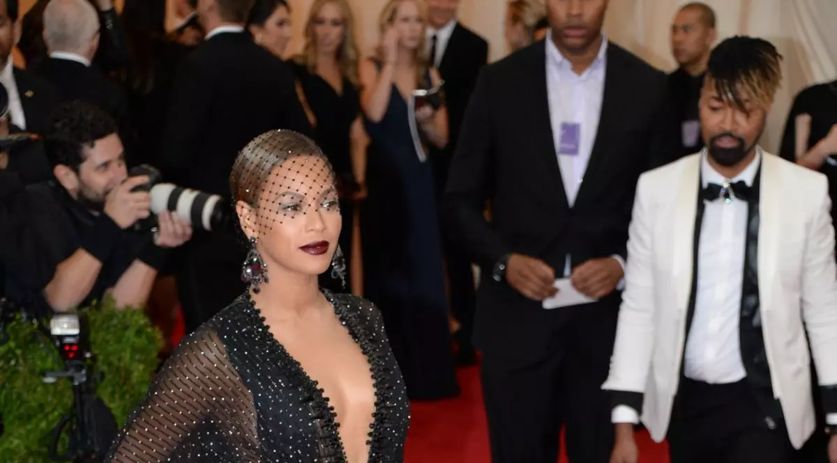 Ce REUŞITĂ pentru BEYONCE! pe PRIMUL LOC în TOPUL CELOR mai INFLUENTE CELEBRITĂŢI!