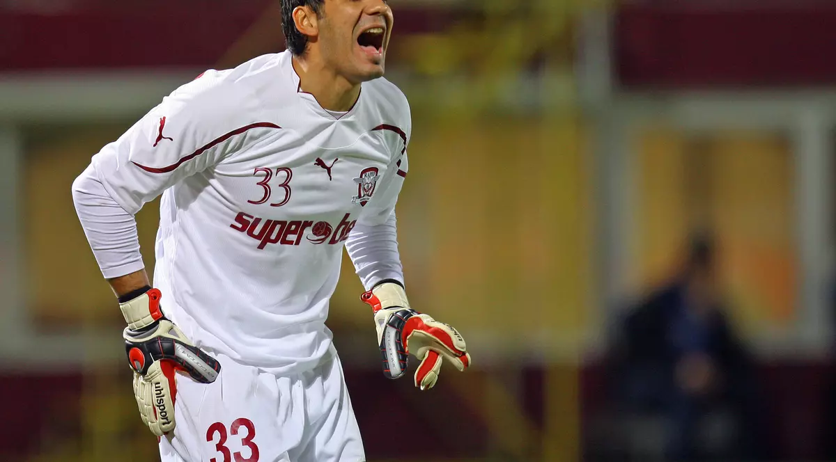 VIDEO / Fanii au sărit pe Bornescu: "Ne-a îngropat! Să apere Drăghia"