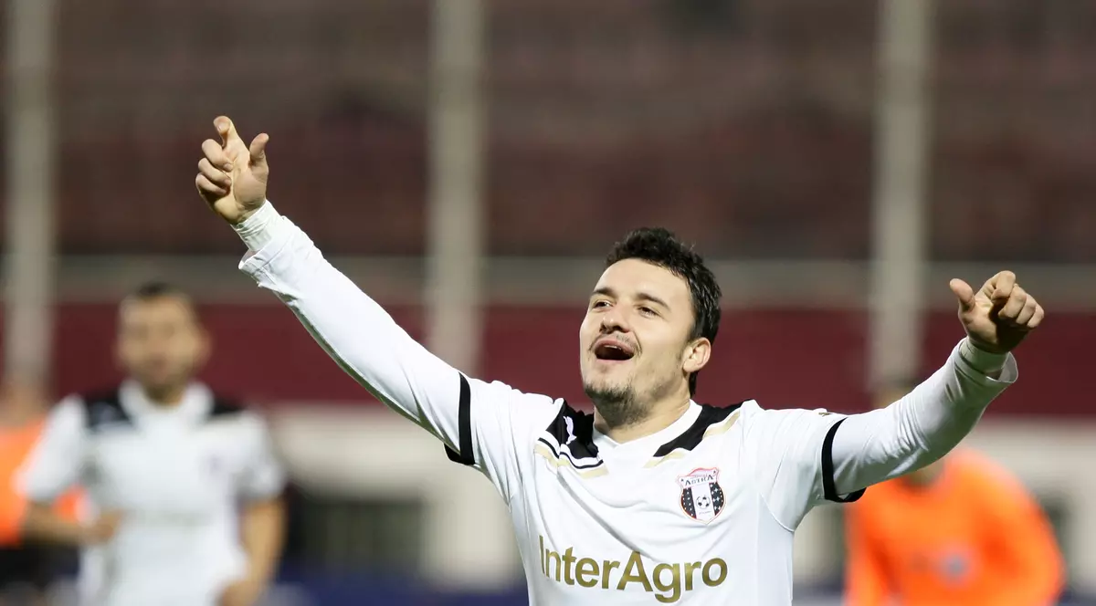 Constantin Budescu şi-a prelungit contractul cu Astra