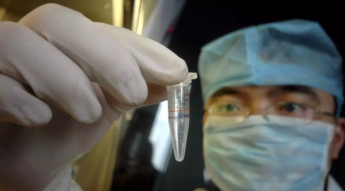 Alertă în China! Un oraş a fost închis după ce o un bărbat a murit de ciumă bubonică