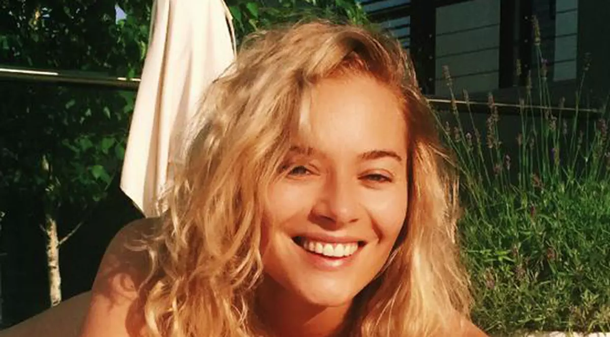 Laura Cosoi, într-o IPOSTAZĂ NEMAIVĂZUTĂ! Cum şi-a IMPRESIONAT FANII