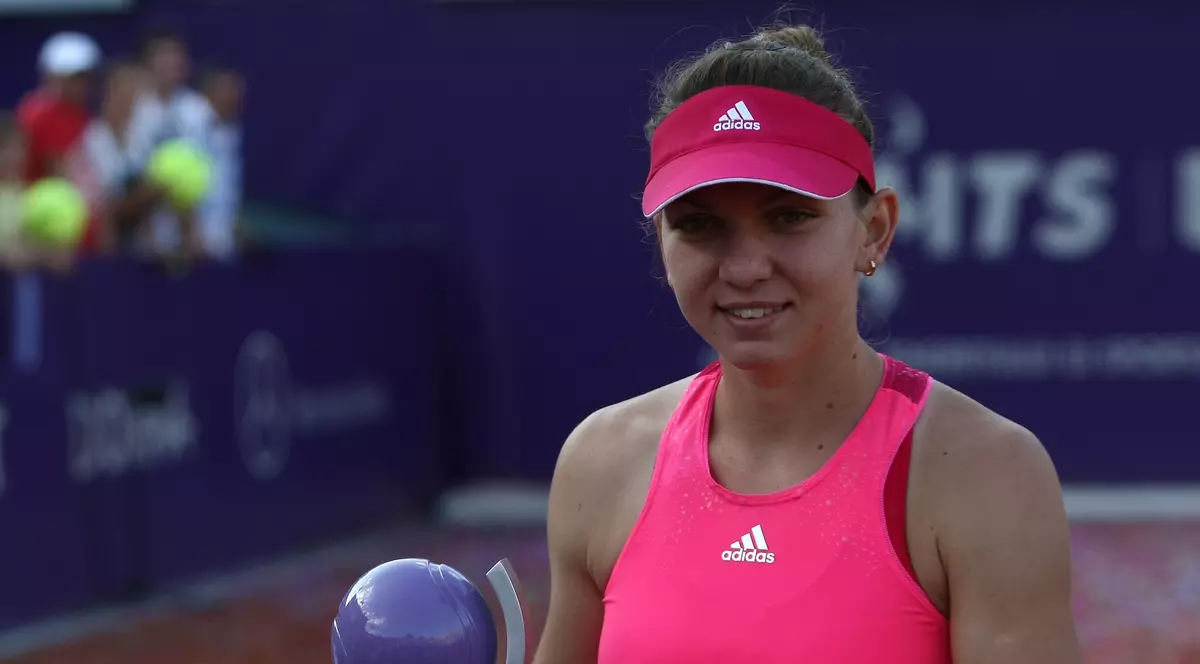 Simona Halep, campioană la București. Româncele au câștigat și la dublu