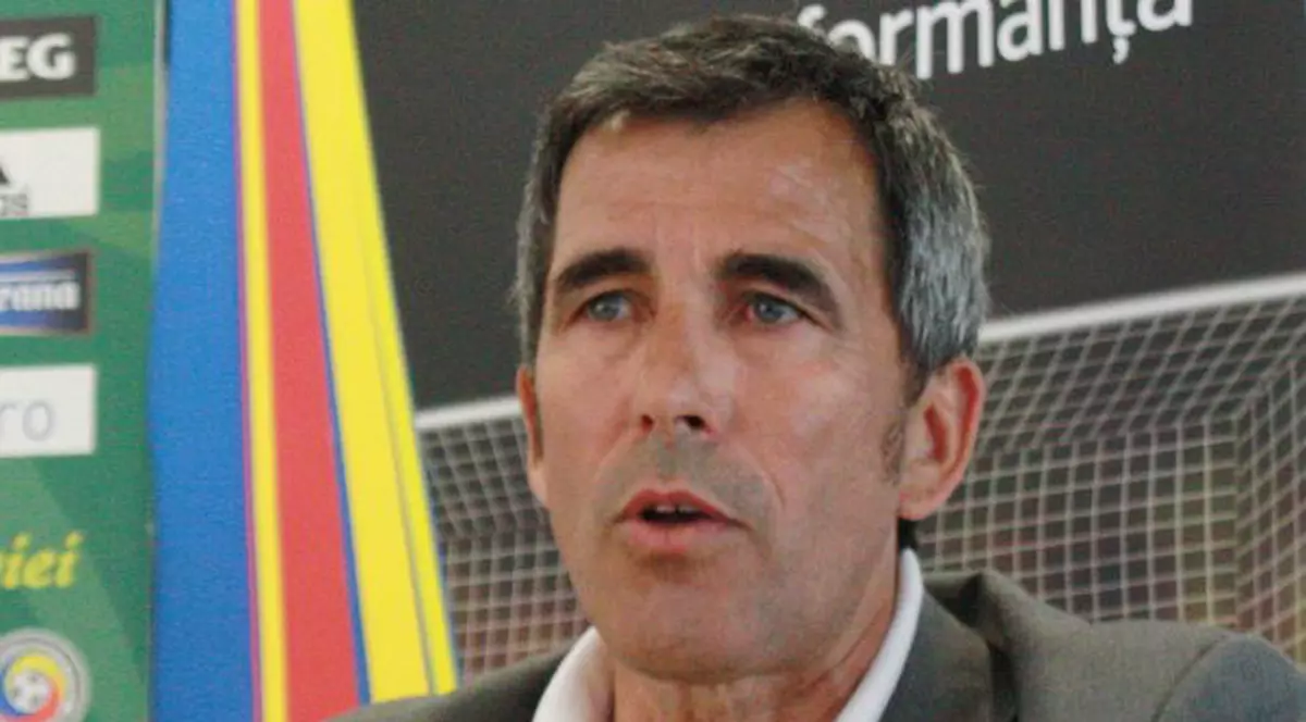 Am ajuns de căruţă: ne-a bătut Moldova! ^Niciun jucător de la Academia Hagi!