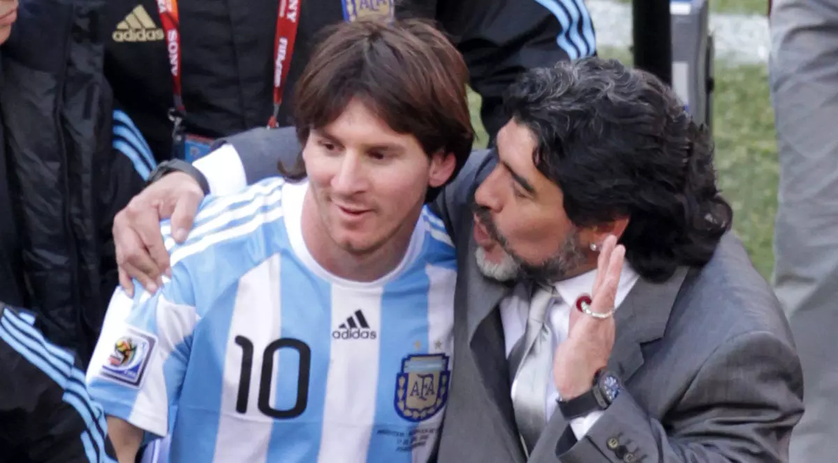 VIDEO / Trup şi suflet alături de Messi! Marele Maradona, mesaj emoţionant 