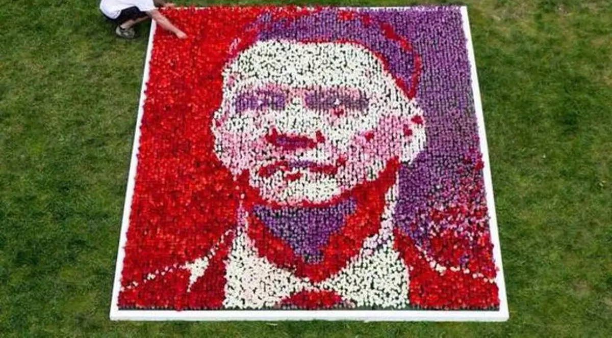 EMOȚIONANT! Van Gaal a avut parte de o primire de vis din partea englezilor!