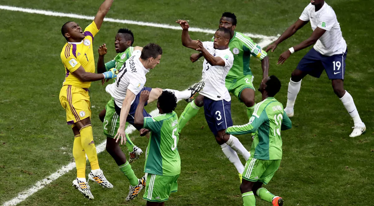 FIFA i-a retras suspendarea Federaţiei Nigeriane de Fotbal