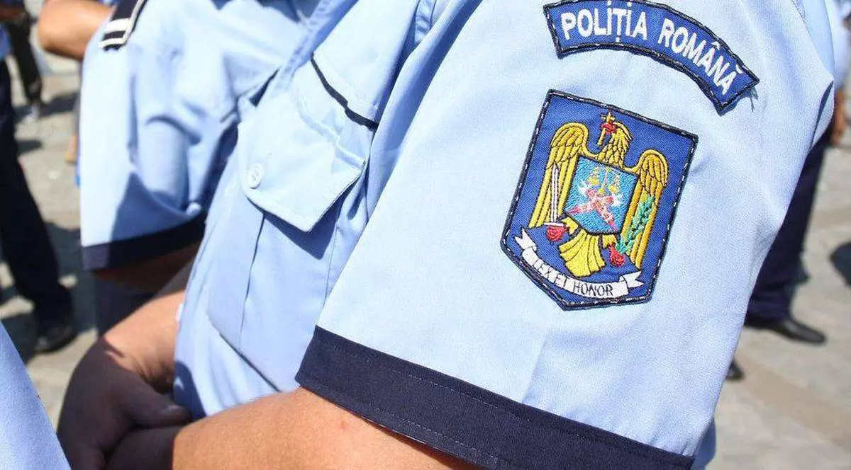 Şofer prins în flagrant în timp ce încerca să mituiască poliţiştii