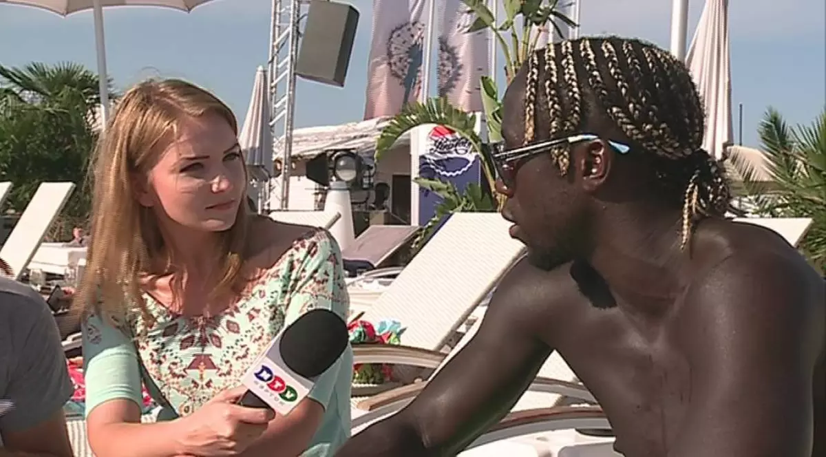 Un fotbalist celebru îşi petrece vacanţa la Mamaia! Înainte fusese la Miami