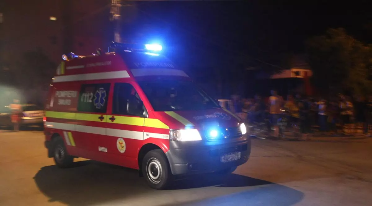 Întâmplare demnă de un film de la Bolywood! Un medic indian din Timişoara s-a aruncat de la etaj ca să scape de soţul amantei