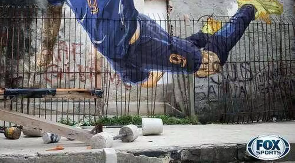 Brazilienii au rămas fascinaţi de zborul lui Van Persie 