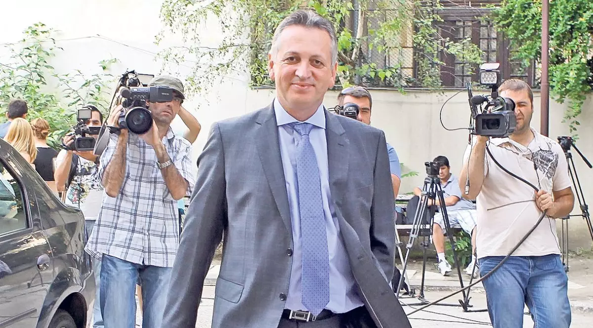 Fenechiu, coleg de celulă cu un pedofil