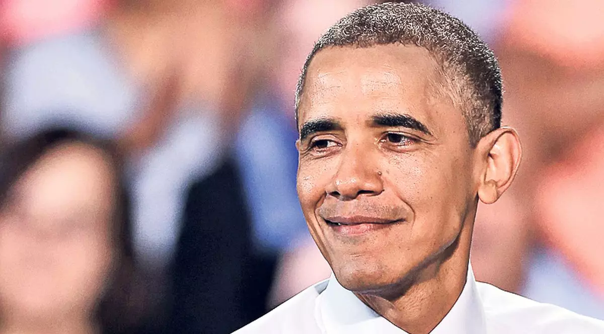 Obama SE ȚINE DE GLUME! 