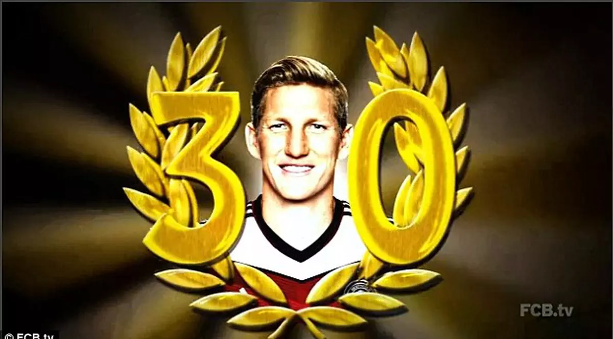 FOTO & VIDEO / Bastian Schweinsteinger, aniversat ca un rege 