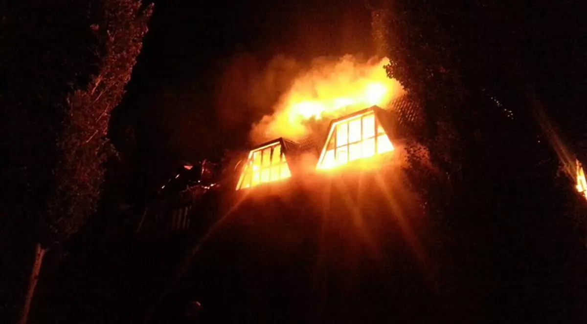 GALERIE FOTO / Cantonamentul lui Şahtior Doneţk a fost distrus de bombe