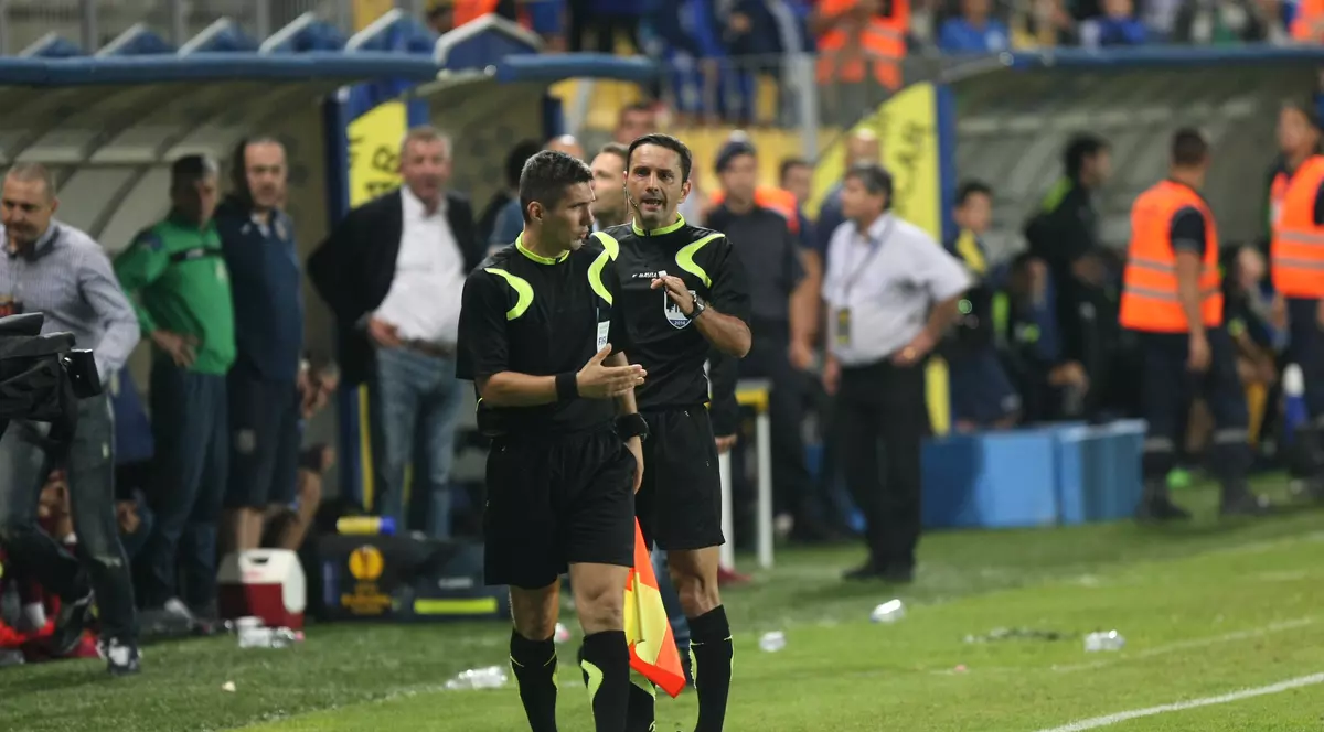 "Lupii galbeni", furioşi la adresa lui Colţescu: "Arbitrul a stricat meciul"