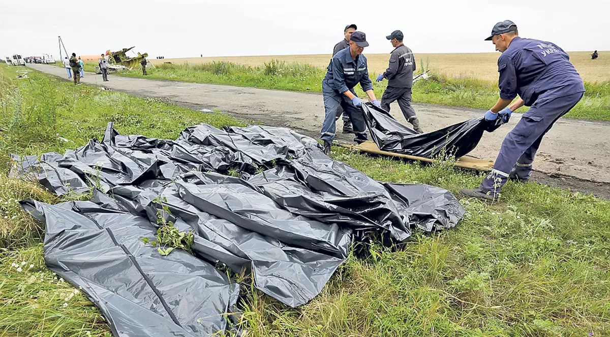 Au fost identificate 127 de victime ale zborului MH17