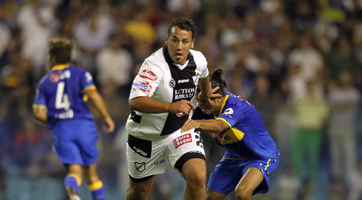 VIDEO / Fabbiani, luat la mişto de fani pentru fizicul său de halterofil