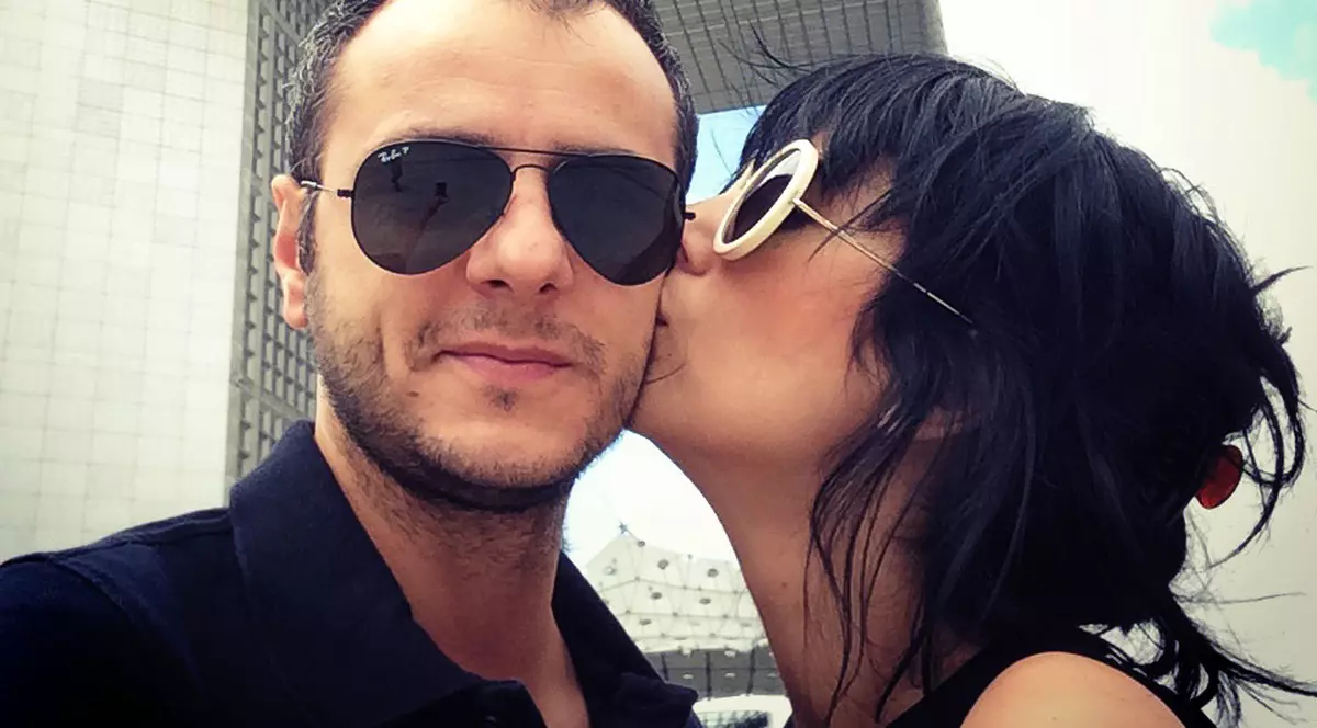 VISUL I S-A ÎMPLINIT! Sophia, CERUTĂ DE SOŢIE, la Paris! Iată INELUL CU DIAMANTE GRI | FOTO