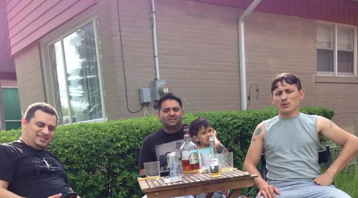 Cătălin Arabu’ a lăsat viaţa de huzur din România pentru o viaţă de familie în Canada. Uite-l cum mai arată!