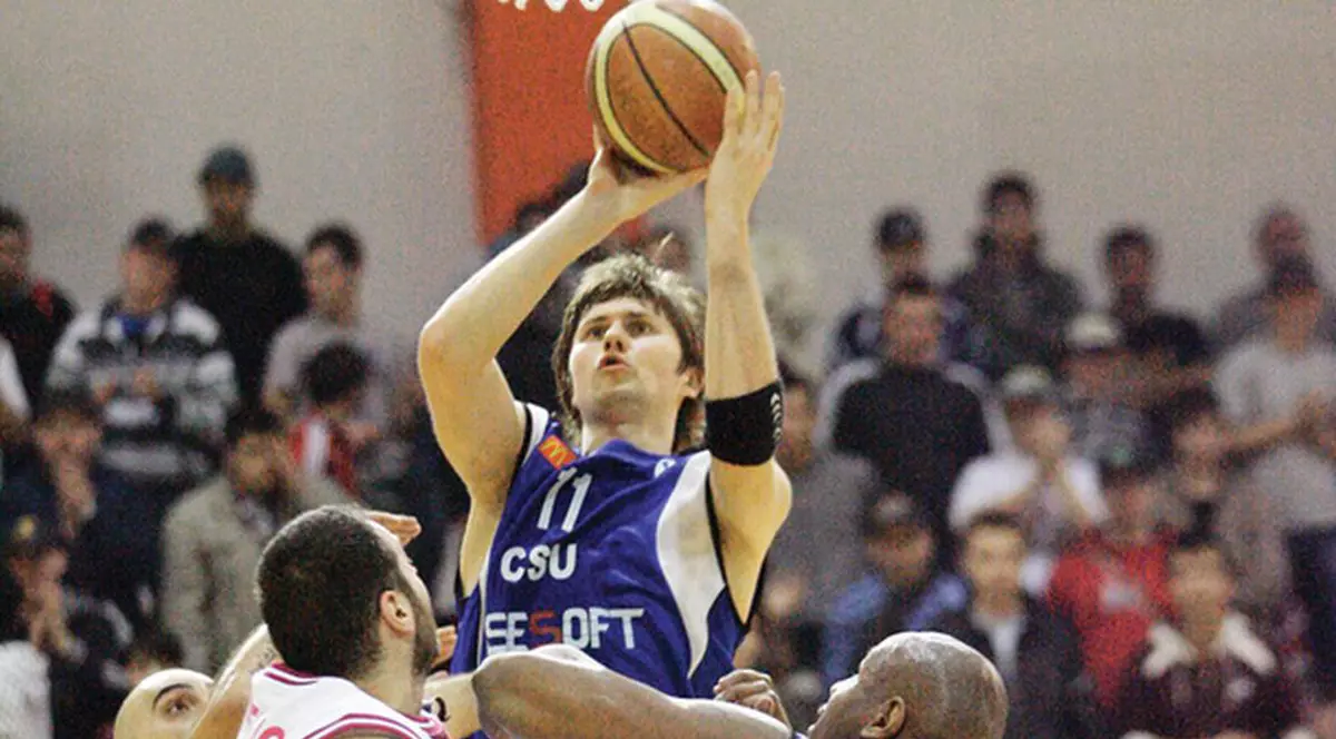 Un fost jucător de la Asesoft face spectacol la antrenament