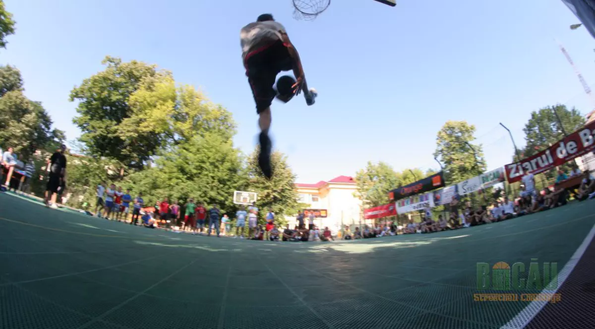 EXPLOZIV! Bacau Streetball Challenge (editia a 4-a) incepe la finalul saptamanii 