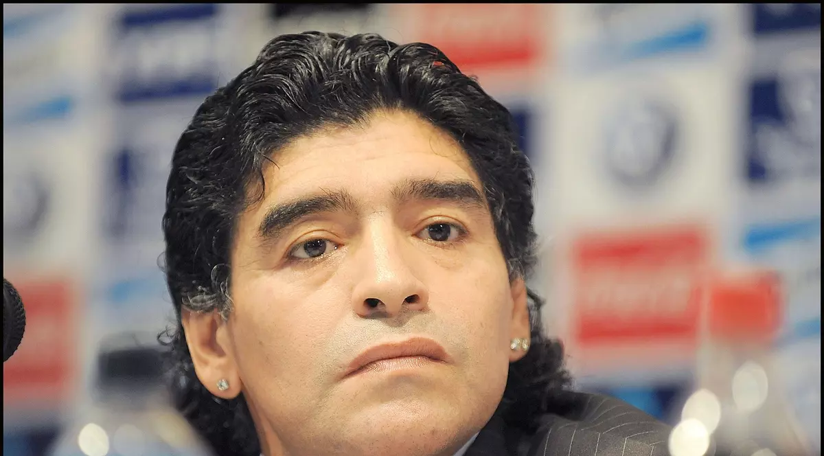 Diego Maradona, INTERNAT ÎN SPITAL! Fiica A PUBLICAT O FOTOGRAFIE ŞI MESAJUL: "E doar un control de rutină"