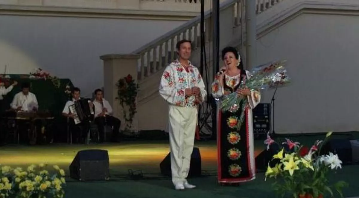 Irina Loghin, Cornelia și Lupu Rednic, CONCERT în Parcul Plumbuita de Ziua Limbii Române
