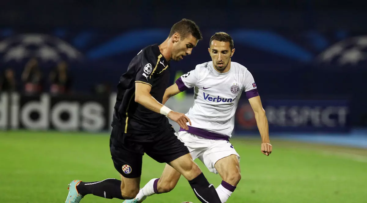 Un fost jucător de la CFR Cluj a prins un contract în Premier League