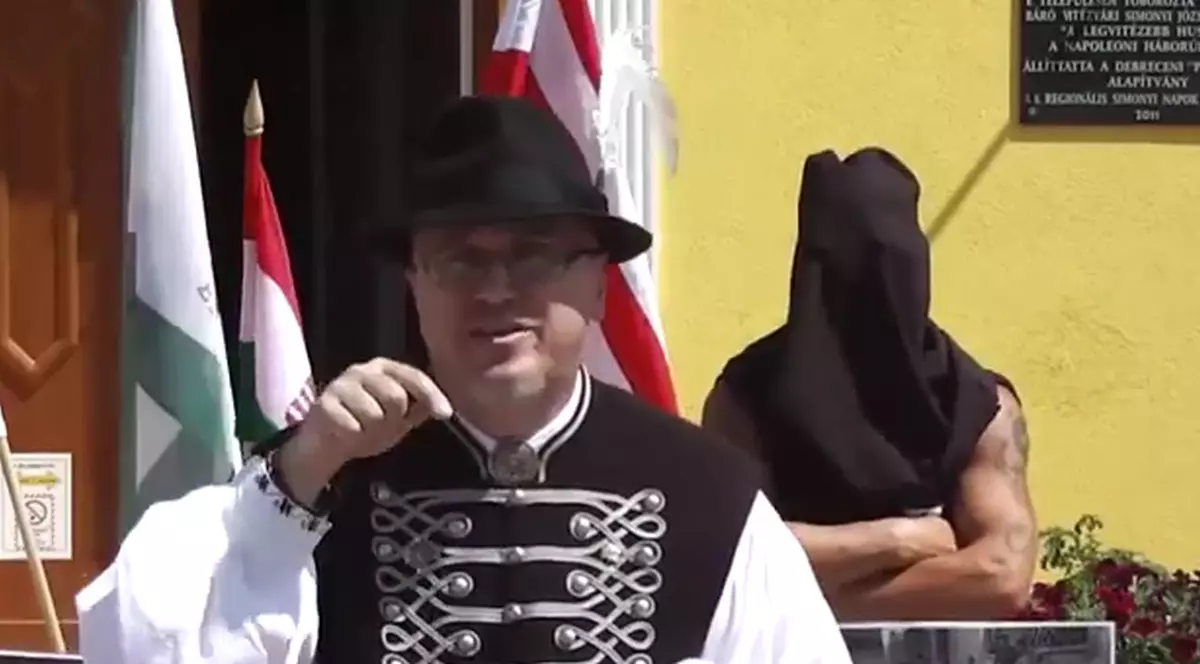 Un primar maghiar a spânzurat manechine reprezentând lideri israelieni