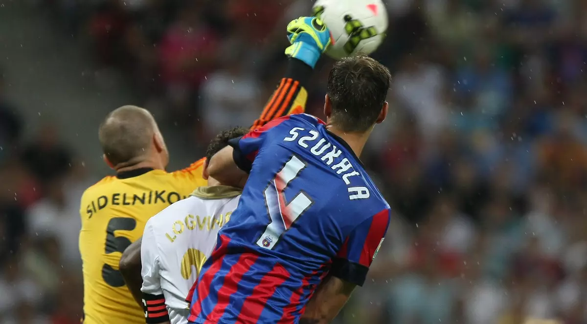 UEFA îi mai dă o LOVITURĂ Stelei. Motivul e HALUCINANT